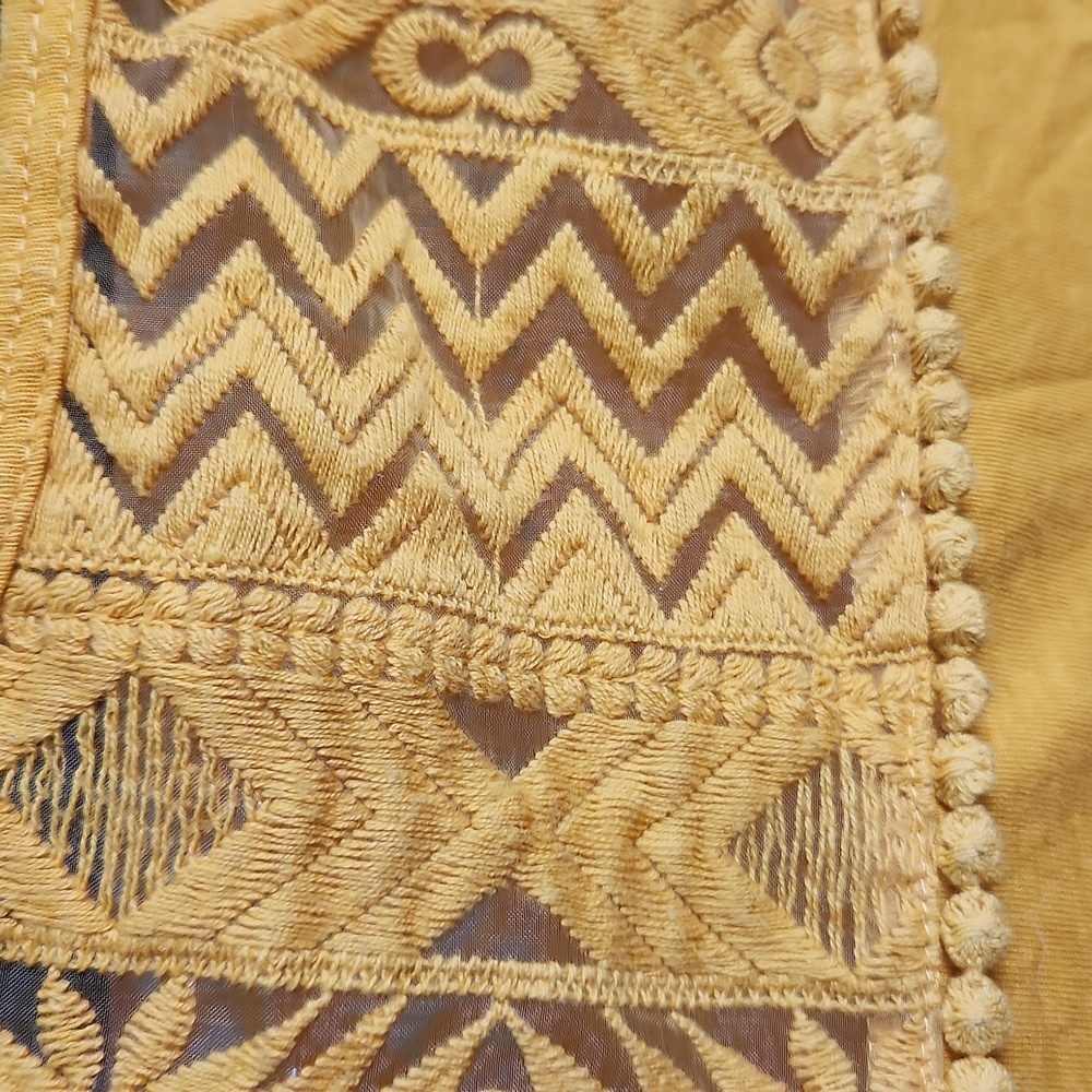 Yellow Linen blend top - Picture 3 of 5